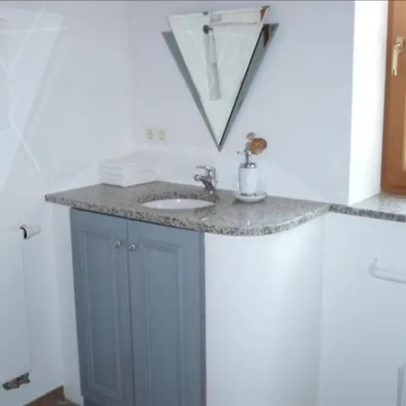 Ferienwohnung Lindert Apartmán *