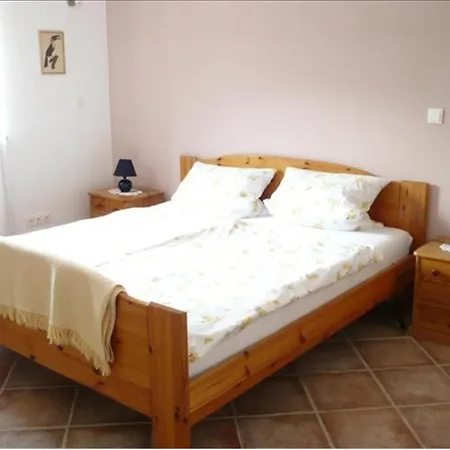Ferienwohnung Lindert Apartmán