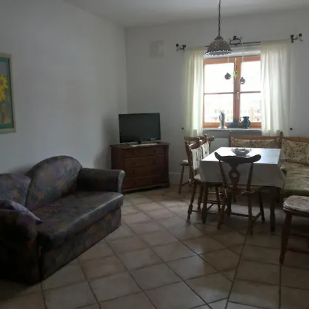 Ferienwohnung Lindert * Brannenburg
